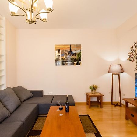 Downtown Two-Bedroom Apartment Ll Tbilisi Exterior foto