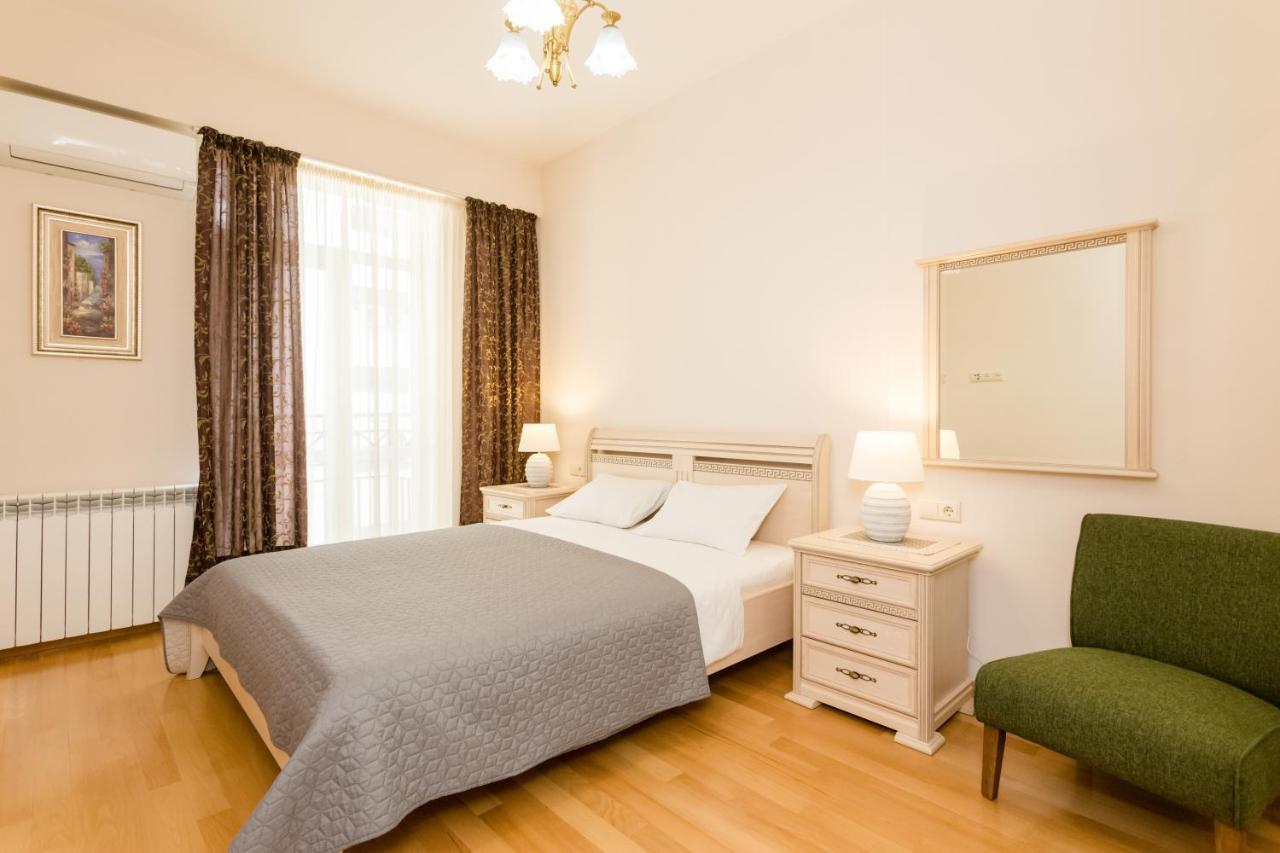 Downtown Two-Bedroom Apartment Ll Tbilisi Exterior foto